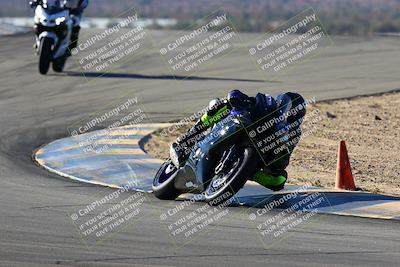 media/Jan-09-2022-SoCal Trackdays (Sun) [[2b1fec8404]]/Turns 9 and 8 (920am)/